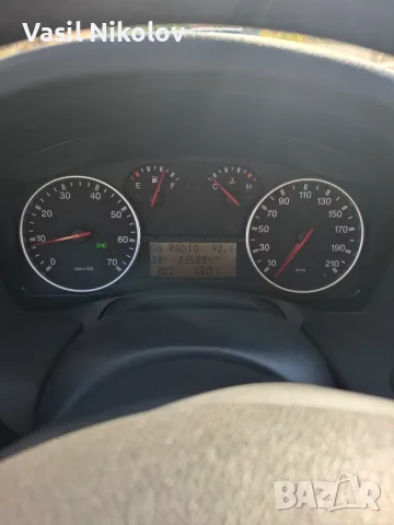 Продава ......., снимка 12 - Автомобили и джипове - 56541572