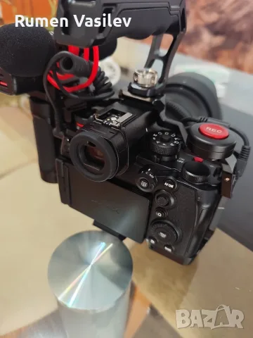 Lumix S1Rii Сензор: 44.3MP (CMOS Bayer RGB), снимка 3 - Фотоапарати - 56172806