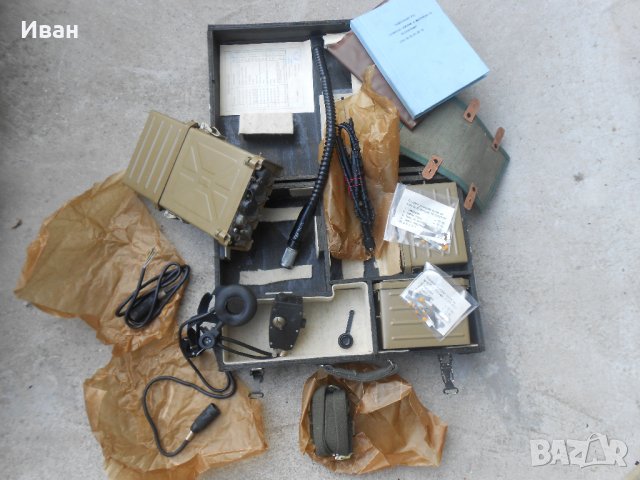 Радиостанция военна Р 33 М, снимка 3 - Антикварни и старинни предмети - 33856428