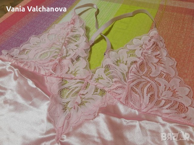 Розов потник SHEIN с дантела и презрамки, снимка 1 - Потници - 37126917