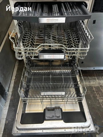 Съдомиялна NEFF с дисплей, използвана, снимка 3 - Съдомиялни - 52475476