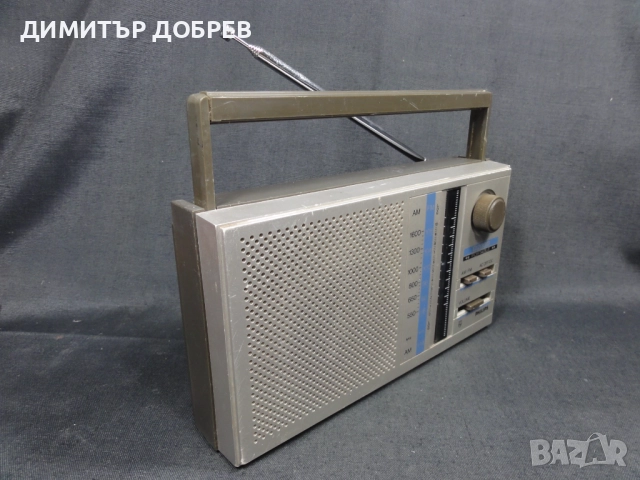 СТАР РЕТРО ТРАНЗИСТОР AM/FM РАДИО PHILIPS D2000 PORTABLE, снимка 6 - Радиокасетофони, транзистори - 51974338
