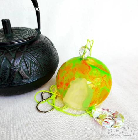 Неоново лято. Японски стъклен вятърен чан. Кристален ловец на слънце, снимка 7 - Декорация за дома - 50759114