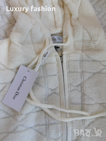 Дамска жилетка Dior, снимка 6 - Жилетки - 52876085