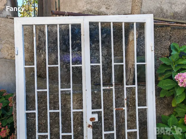 Метална двойна врата, решетка 186/131см, снимка 5 - Огради и мрежи - 47399096