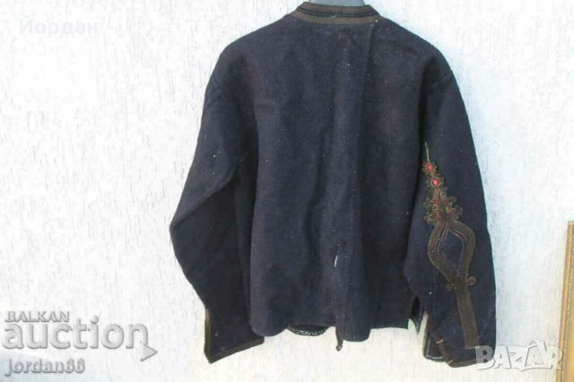 Вълнена дреха, снимка 5 - Антикварни и старинни предмети - 39800017