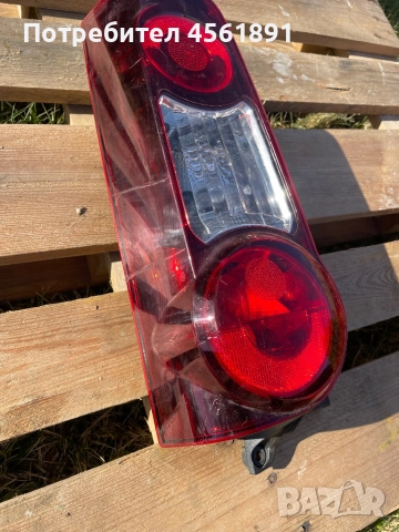 Стоп за Peugeot Partner , снимка 2 - Части - 51677699