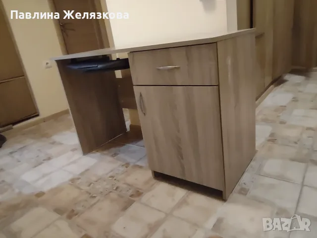 Ученическо бюро, снимка 5 - Мебели за детската стая - 55986002