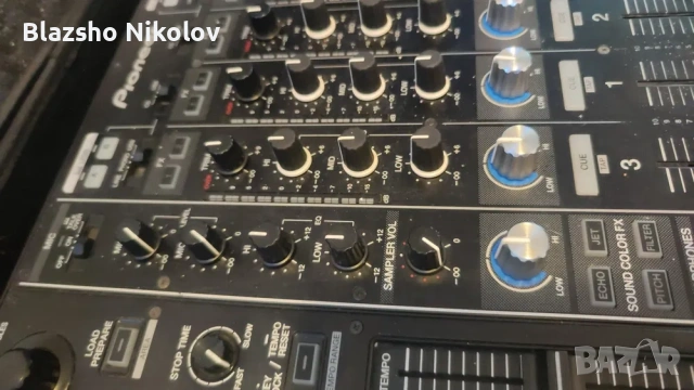 Pioneer DDJ-SZ DJ Controller + UDG case, снимка 4 - Ресийвъри, усилватели, смесителни пултове - 53089944
