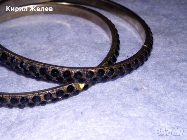 ДВЕ СТИЛНИ ВИНТИДЖ - АРТ СТОМАНЕНИ ГРИВНИ НЕРЪЖДАЕМИ 37971, снимка 9 - Гривни - 40832120
