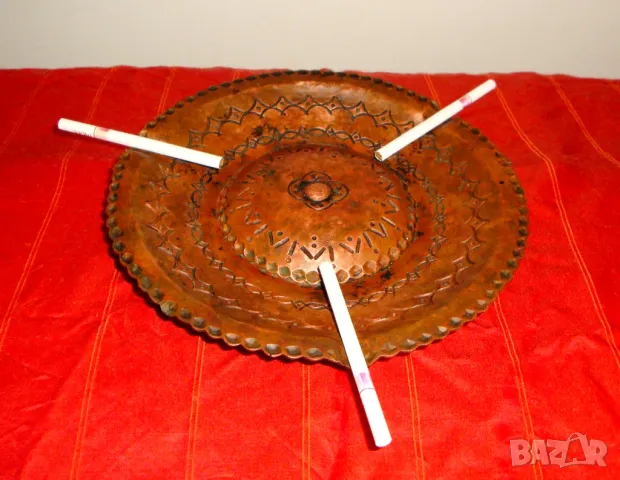 Винтидж кован, масивен, меден пепелник 100 год, снимка 6 - Антикварни и старинни предмети - 48404114