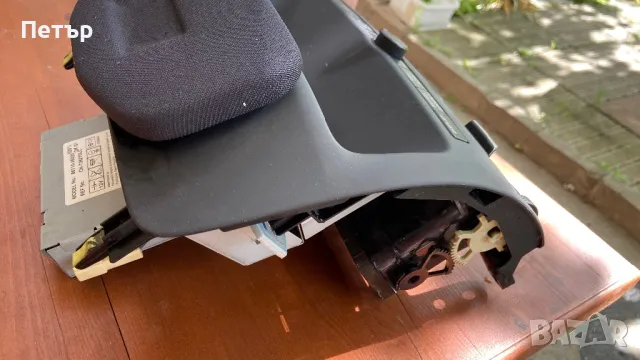 Централна конзола  за Toyota Avensis T25, снимка 3 - Части - 50194594