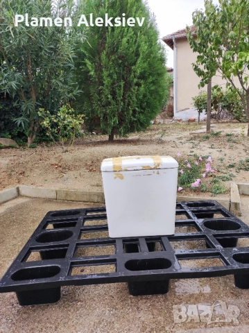 Тоалетно казанче за моноблок