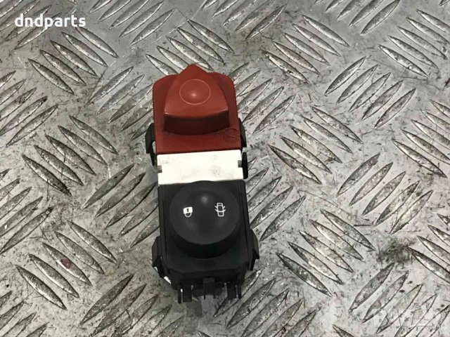 Бутон аварийни светлини Renault Scenic,2004г.