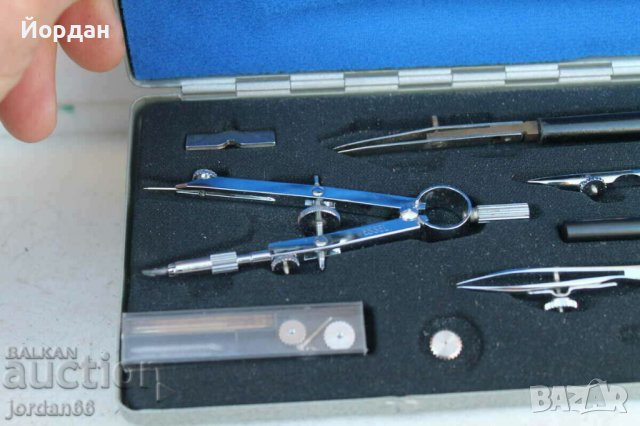 Кутия за техническо чертане, снимка 3 - Антикварни и старинни предмети - 38785433