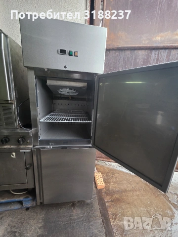 Нов двоен немски професионален хладилник с фризер, снимка 5 - Хладилни витрини и фризери - 53034579