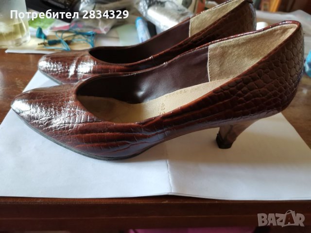 Дамски обувки, естествена кожа, лачени, много запазени, #36, снимка 1 - Дамски обувки на ток - 36652807