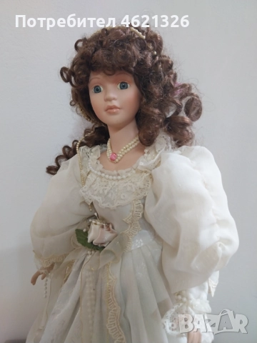 Винтидж колекционерска порцеланова кукла принцеса висока с кралска рокля, снимка 13 - Декорация за дома - 52044176