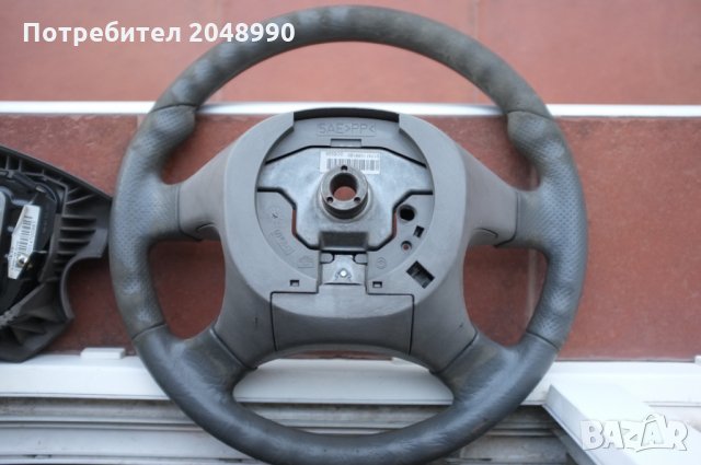 Волан с въздушна възглавница за Нисан Микра К11 от 2000 г. продавам, снимка 3 - Части - 35189752