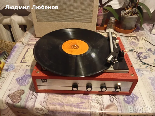Ретро лампов грамофон Dual P410V от 1966г.