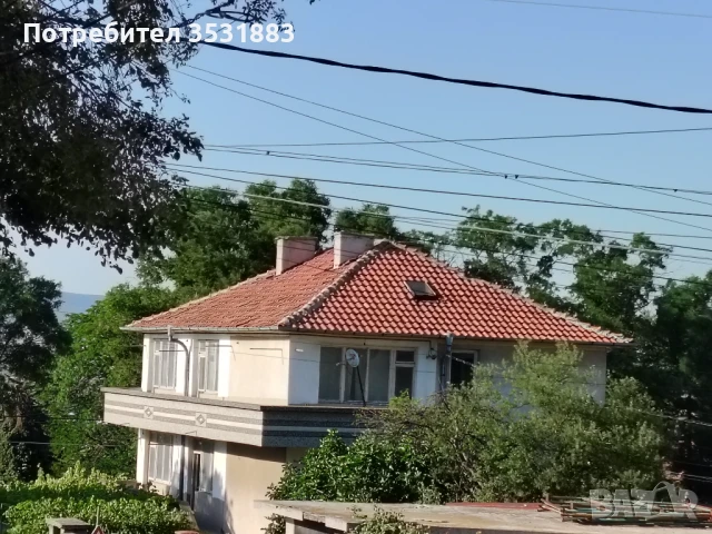 Двуфамилна къща в Карнобат, снимка 2 - Къщи - 50919896