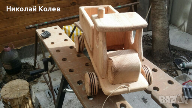 Дървено камионче играчка  изработено от френски дъб в, снимка 2 - Коли, камиони, мотори, писти - 36403018