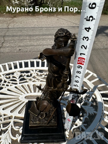 БРОНЗОВА СТАТУЕТКА ТЕМИДА – Автор: MAYER (3 кг / 36 см), снимка 4 - Антикварни и старинни предмети - 53983166