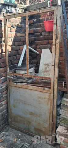 Външна метална врата