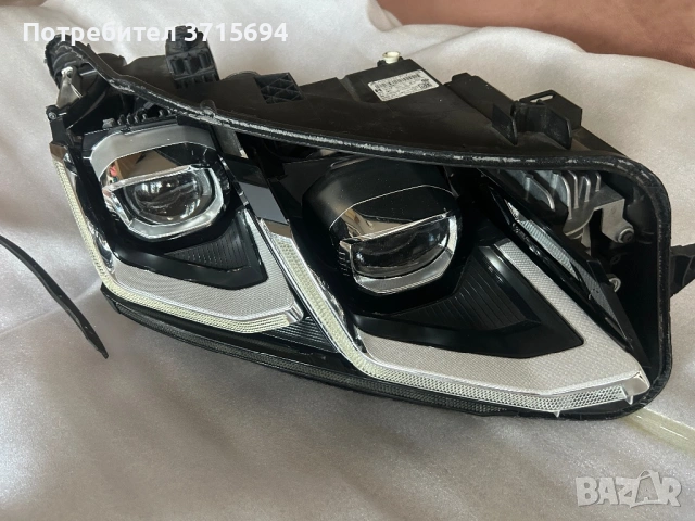 Десен Фар на части за VW Tiguan Full LED IQ Light, снимка 2 - Части - 54316150