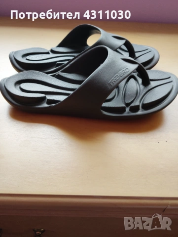 Дамски джапанки Tribord употребявани, номер 37/38, снимка 4 - Джапанки - 53808138