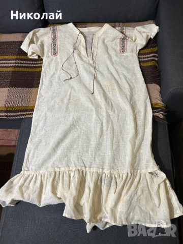 Стара Бродирана Кенарена Дамска Риза за Народна Носия