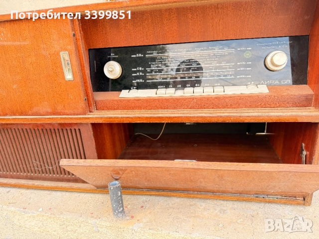 Радио Лира 68, снимка 2 - Грамофони - 51973965