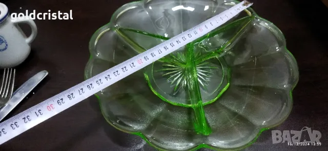 ураново стъкло фруктиера плато , снимка 3 - Антикварни и старинни предмети - 48371076