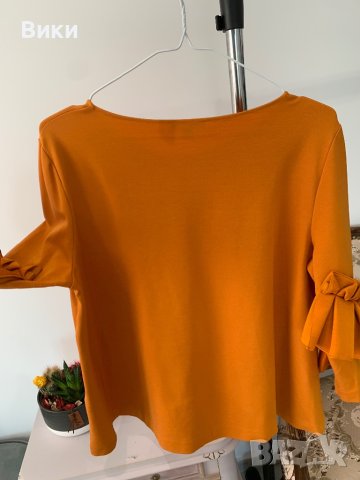 Блуза в размер М, снимка 18 - Блузи с дълъг ръкав и пуловери - 44424031