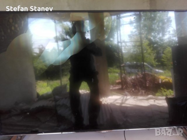 Продавам Теле.плазмен Телефункен повреда!