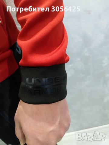 Спортен екип Under Armour от полиамид , снимка 8 - Спортни дрехи, екипи - 38574530