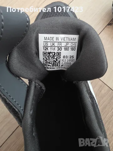 Детски маратонки ADIDAS като нови, снимка 3 - Детски маратонки - 55737671