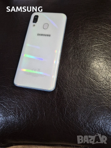 Samsung - A40, снимка 3 - Samsung - 53935711