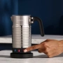 NESPRESSO Aeroccino 4 Разпенител за мляко, електрически подобрител на пяна за 120 мл, снимка 4
