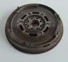 Демпферен Маховик Тойота Корола Е12 Toyota Corolla E12 2.0 D4D 116кс ОЕМ 415021510, снимка 1