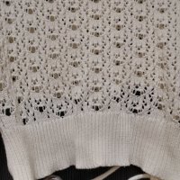 Нов пуловер с отворен гръб и връзки Pull&bear, снимка 3 - Блузи с дълъг ръкав и пуловери - 31789326