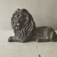 Стара бронзова статуетка - лъв, снимка 1 - Други ценни предмети - 42242309