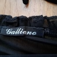 Galliano, Красива и Елегантна, Размер S. Код 1486, снимка 6 - Тениски - 35494736