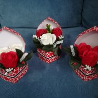 Сърца с ароматни съпунени рози , снимка 2 - Изкуствени цветя - 35643517