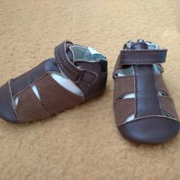 бебешки обувки - 0-6 месеца, снимка 1 - Бебешки обувки - 42663331