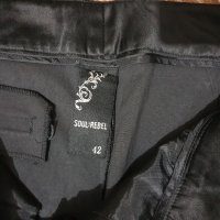 Черен сатениран панталон M/L-10лв.НАМАЛЕНИЕ, снимка 5 - Къси панталони и бермуди - 40780696