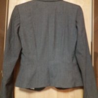 ЕЛЕГАНТНО вталено сиво сако, снимка 3 - Сака - 42562105