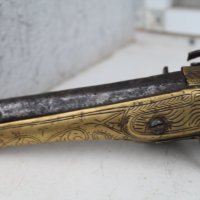 Арнаудски  кремъчен пистолет, снимка 12 - Антикварни и старинни предмети - 44294918