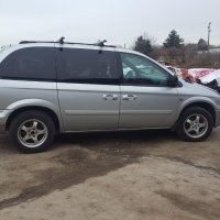 Само на части Chrysler Voyager, снимка 3 - Автомобили и джипове - 31446983