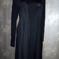 Черна рокля с интересен акцент от солей- С размер, снимка 1 - Рокли - 33757828